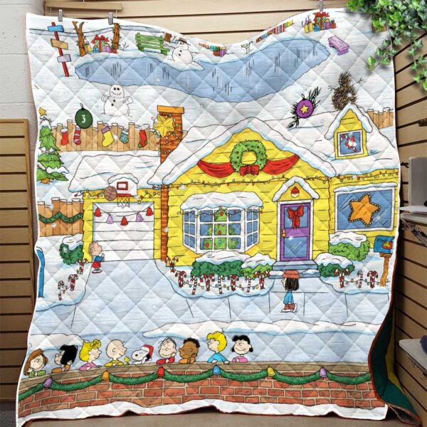 Alternative view of Peanuts Christmas Quilt Bedding Set