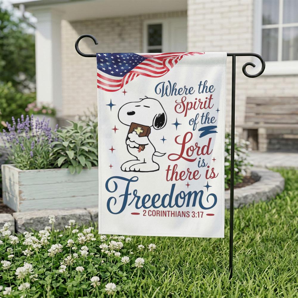 Snoopy America Freedom Garden Flag - Image 6