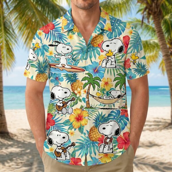 Alternative view of Snoopy Hawaiian Shirt - THK127170