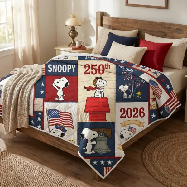 Alternative view of Snoopy 250 Years of America Quilt Blanket