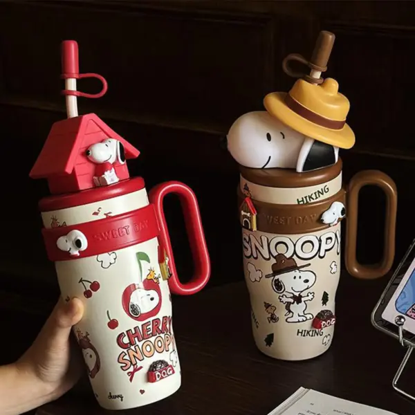 Snoopy 3D Figurine Lid Insulated Tumbler