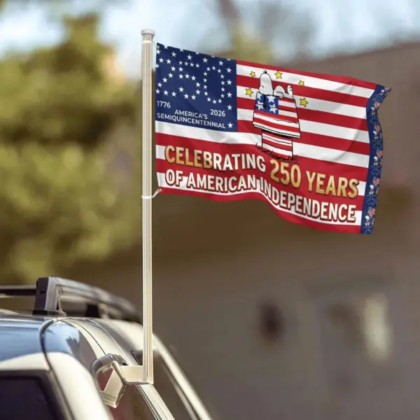 Premium Snoopy 250 Years of Freedom House Flag - Image 3