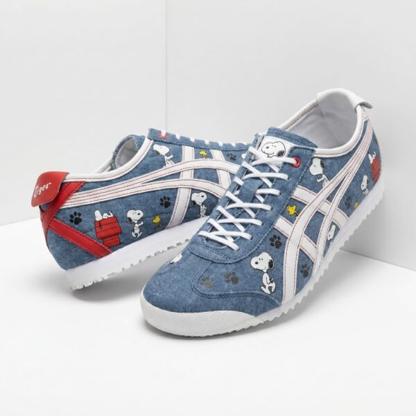 Alternative view of Premium Snoopy Tiger Shoes