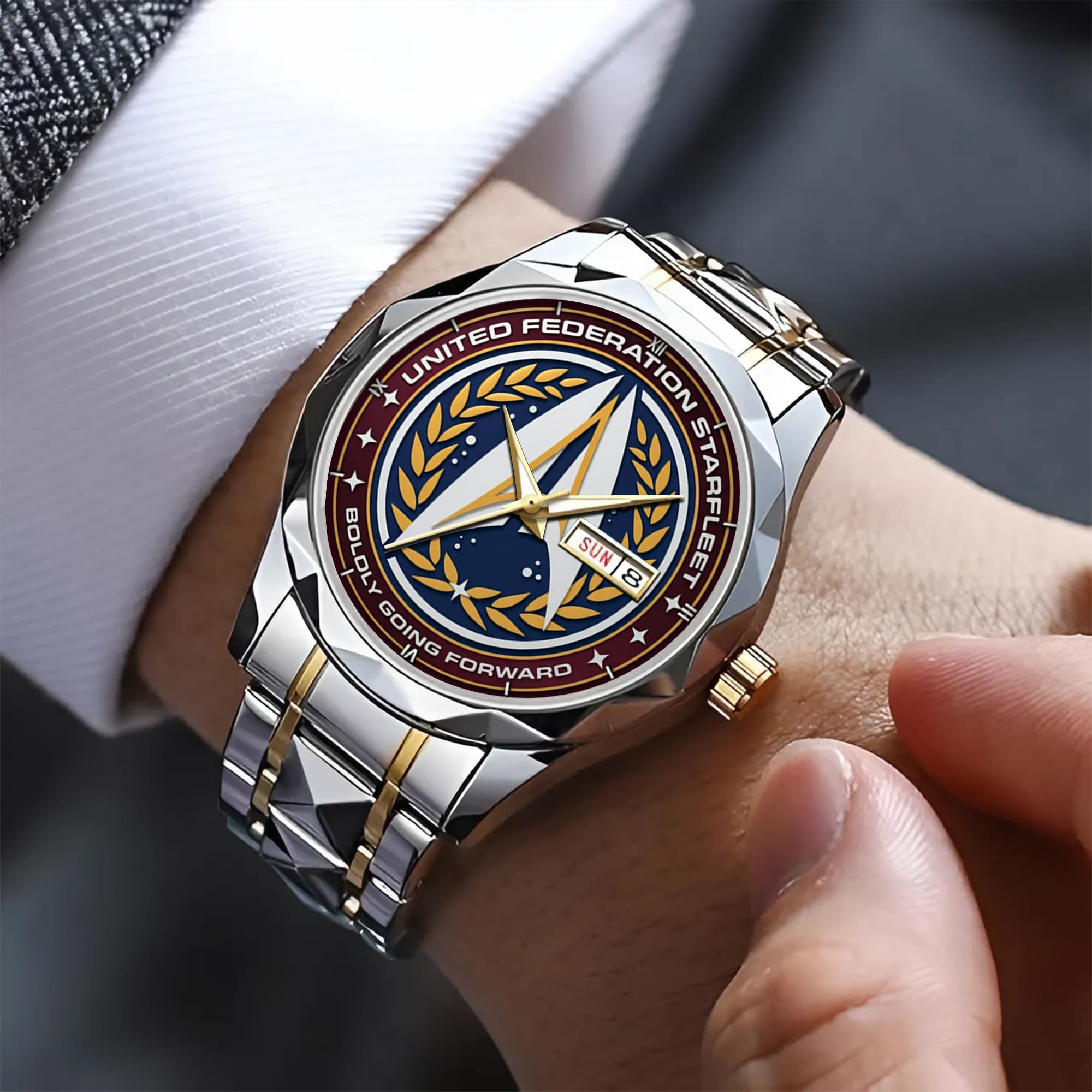 United Federation Starfleet Boldly Going Forward Alloy Luxury Quartz Watch - Image 4