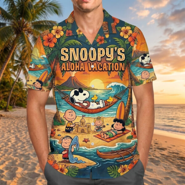 Alternative view of Snoopy Hawaiian Shirt - THK127231