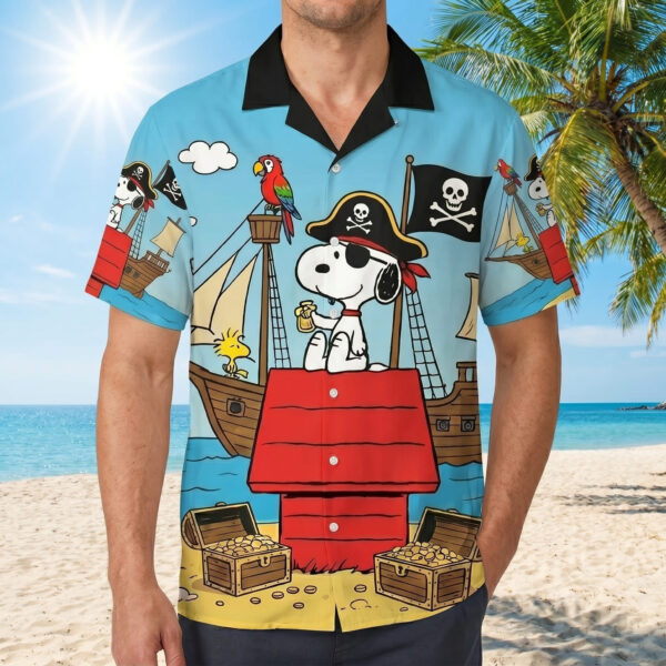 Alternative view of Snoopy Hawaiian Shirt - THK127247