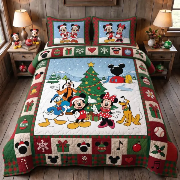 Mickey & Friends Christmas Quilt Bedding Set-THK135574