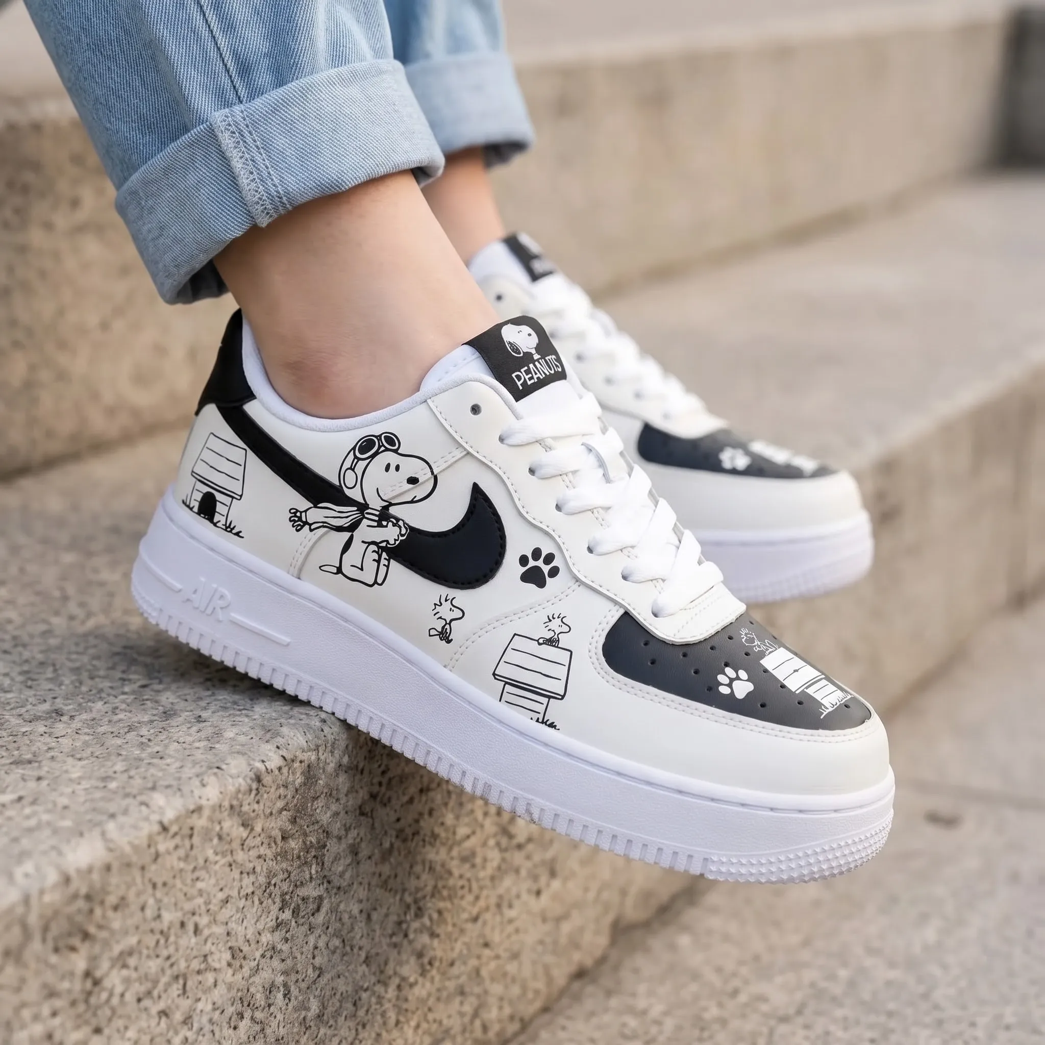 Snoopy Air Low-Top Shoes-THK135879 - Image 2
